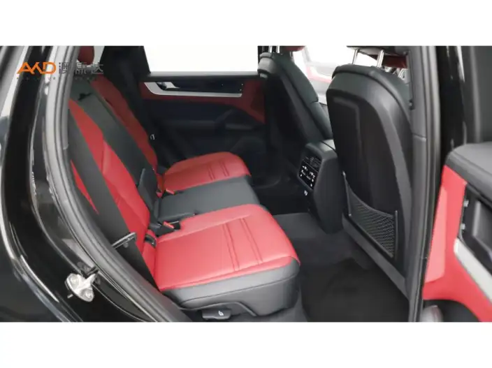 Cayenne E-Hybrid 2024 Model Cayenne E-Hybrid 2.0T – фото 10