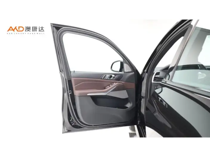 BMW X5 2022 Model Facelift xDrive 40Li Exclusive Model M Sports Set – фото 9