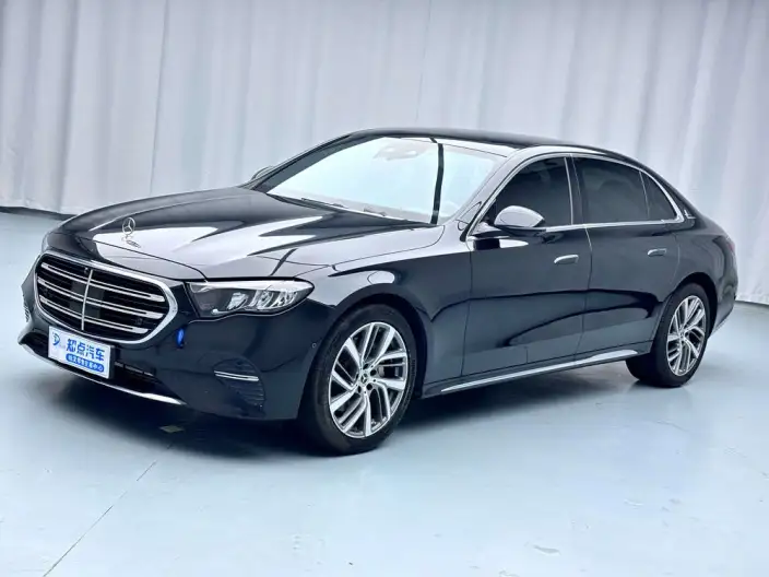 Mercedes-Benz E-Class 2024 Model E 300 L Fashion Model sedan – фото 1
