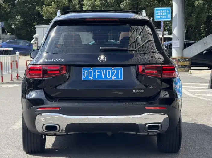 Mercedes-Benz GLB 2025 Model GLB 220 Fashion Model – фото 5