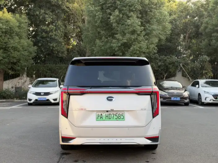 GAC Trumpchi E9 PHEV 2024 Model 2.0TM New Year Edition Edition – фото 5