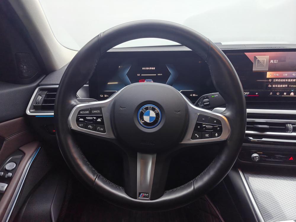 BMW i3 Раздел 2023 комплектация eDrive40L Night Edition Sports Set – фото 16