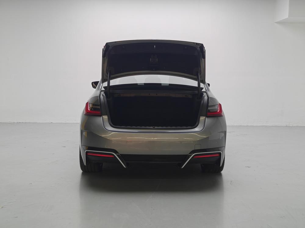 BMW i3 Раздел 2023 комплектация eDrive40L Night Edition Sports Set – фото 20