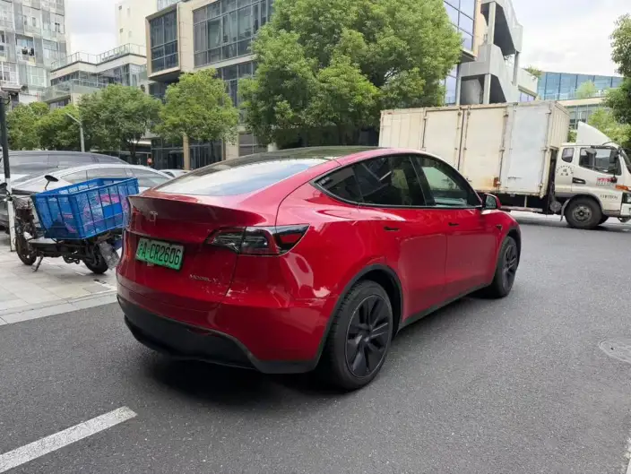 Model Y 2023 Model Rear-wheel drive version – фото 6