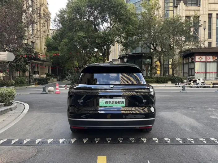 NIO ES8 2024 Model 75kWh – фото 6