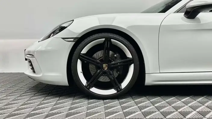 Porsche 718 2020 Model Cayman 2.0T – фото 9