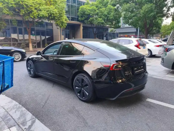 Model 3 2023 Model Rear-wheel drive version – фото 4