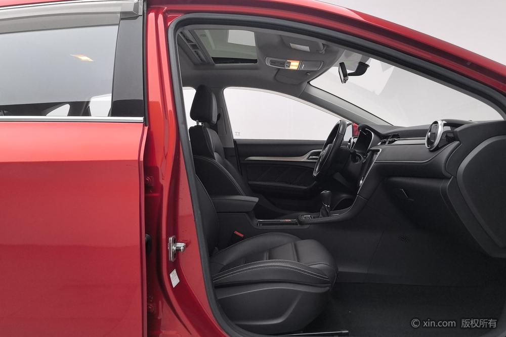 MG6 Модель 2019 года 20T Manual Sports Edition – фото 24