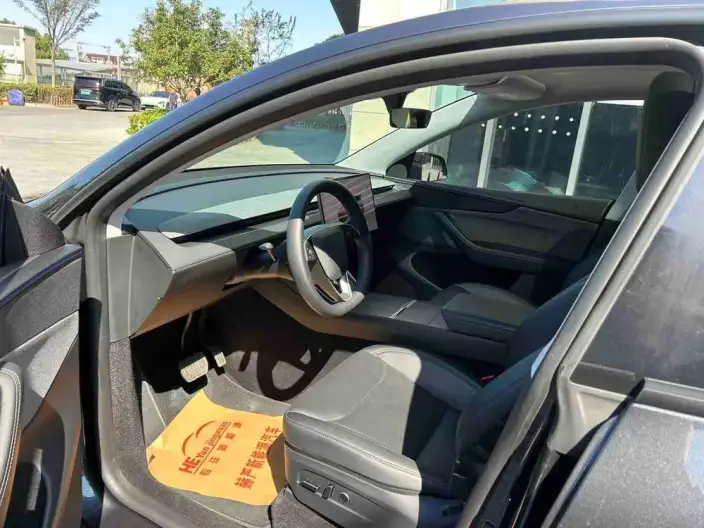 Model Y 2025 Model Rear-wheel drive version – фото 8