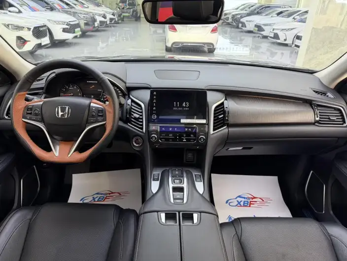 Honda Avancier 2020 Model 370 TURBO 9AT Exclusive Edition AWD – фото 8