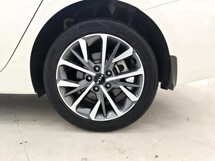 Kia K3 2021 Model Facelift 1.5L CVT Fashion Edition – фото 9