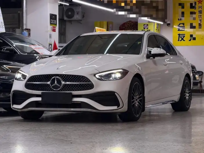 Mercedes-Benz C-Class 2025 Model C 200 L Sports Edition – фото 1