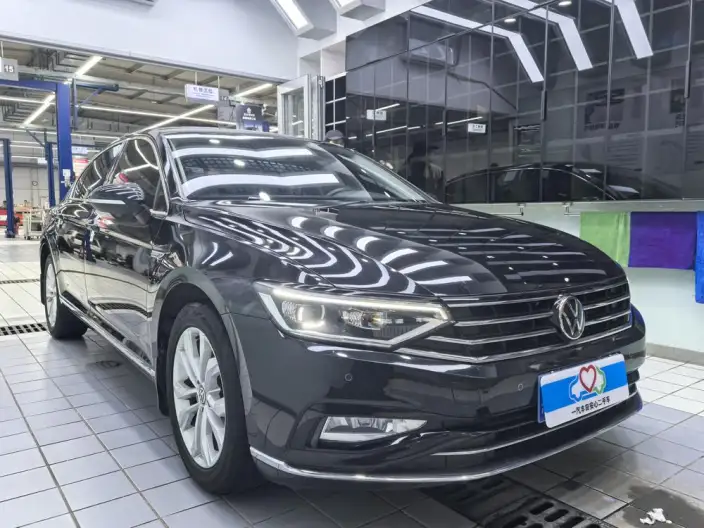 Volkswagen Magotan 2020 Model 280TSI DSG Comfort Model – фото 3