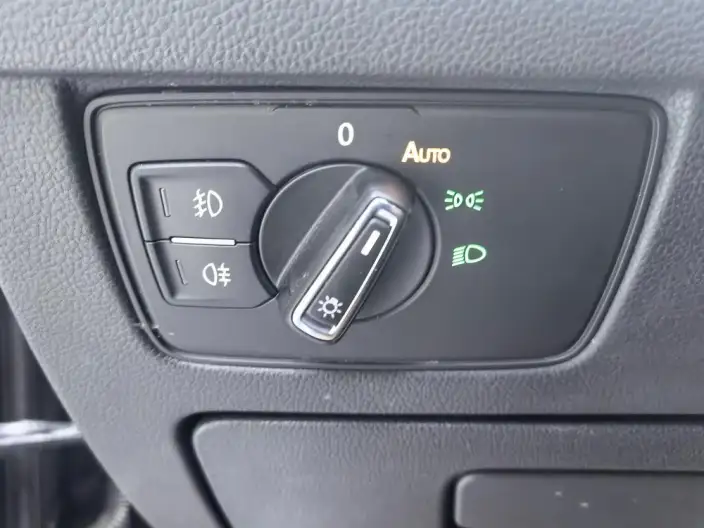 Volkswagen Magotan 2020 Model 280TSI DSG Comfort Model – фото 9