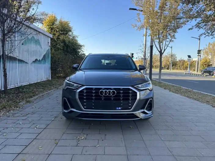 AUDI Q3 2022 Model 35 TFSI Fashion Dynamic Model – фото 2