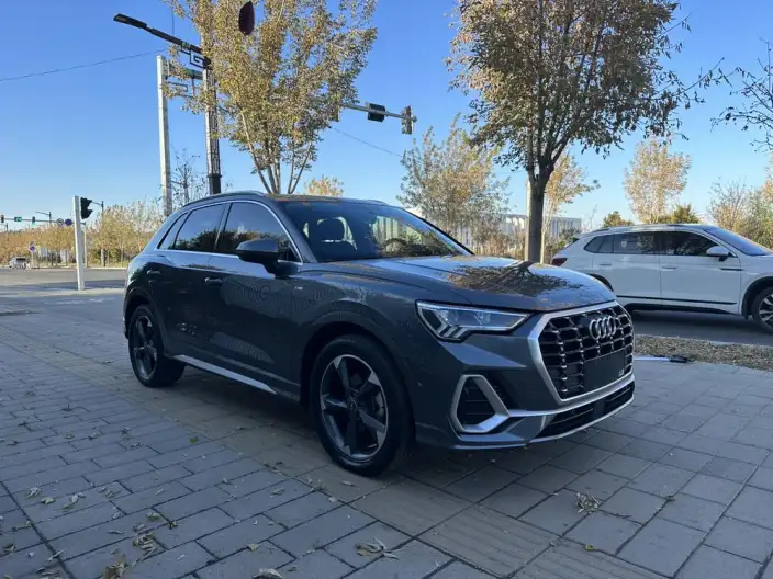 AUDI Q3 2022 Model 35 TFSI Fashion Dynamic Model – фото 3