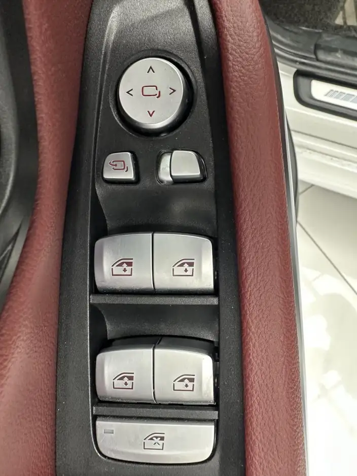 BMW 3 Series 2023 Model 320Li M Sports Set – фото 8