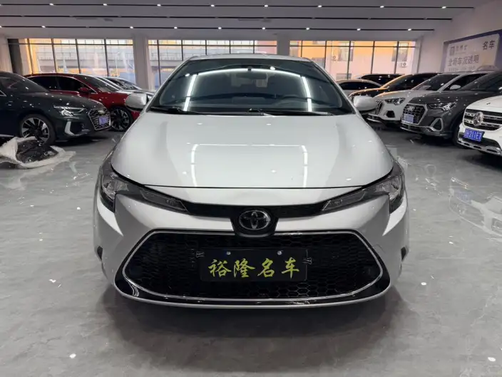 Toyota Levin 2022 Model 185T CVT Deluxe Edition – фото 2