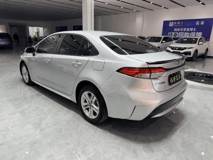 Toyota Levin 2022 Model 185T CVT Deluxe Edition – фото 4