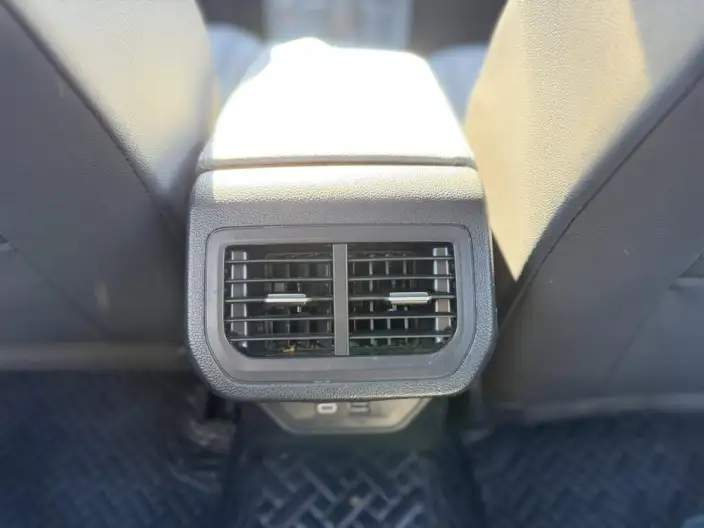 Volkswagen Lavida 2023 Model 1.5L Automatic Five million editions – фото 7