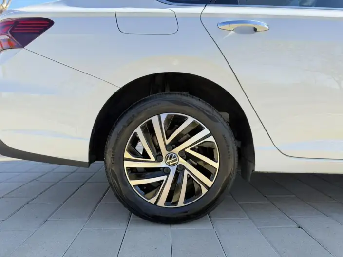 Volkswagen Lavida 2023 Model 1.5L Automatic Five million editions – фото 9