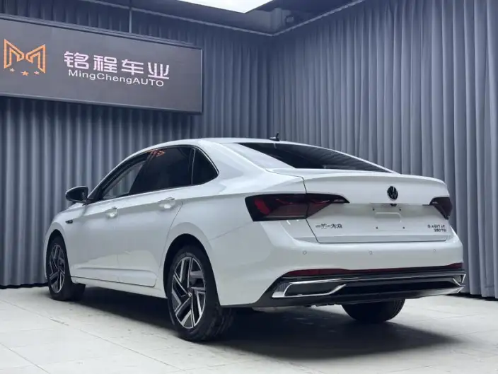 Volkswagen Sagitar 2023 Model 280TSI DSG Beyond Edition – фото 4