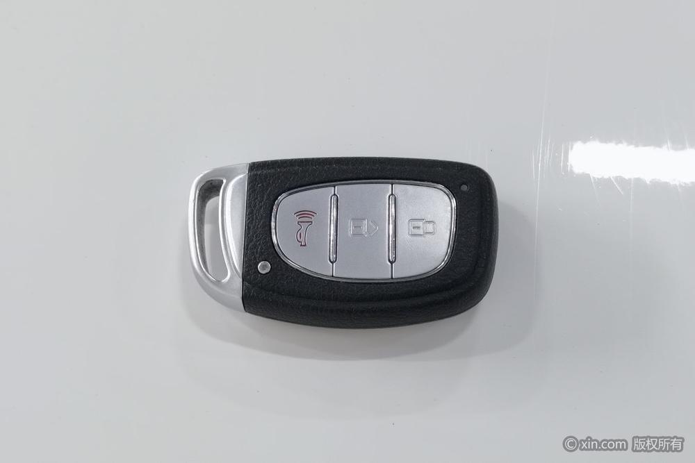 BAIC Huansu S6 2017 модификация 1.5T CVT Exclusive – фото 6