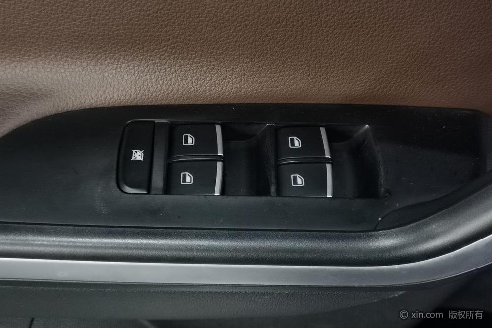 BAIC Huansu S6 2017 модификация 1.5T CVT Exclusive – фото 23