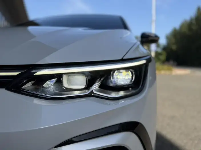 Volkswagen Golf 2023 Model 280TSI DSG R-Line Lite – фото 10