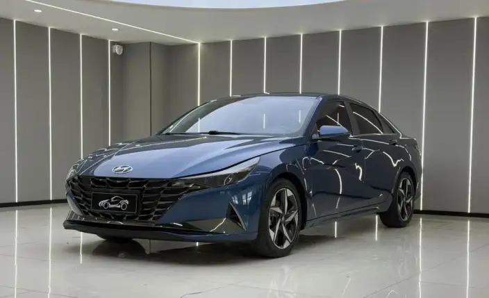 Hyundai Ioniq 2022 Model 1.5L CVT LUX Premium Edition
