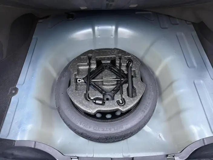 Hyundai Ioniq 2022 Model 1.5L CVT LUX Premium Edition – фото 10