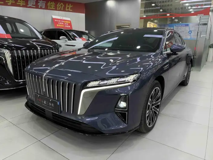 Hongqi H7 PHEV 2026 Model 240 Smart Hybrid Edition