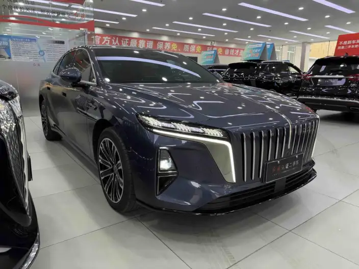Hongqi H7 PHEV 2026 Model 240 Smart Hybrid Edition