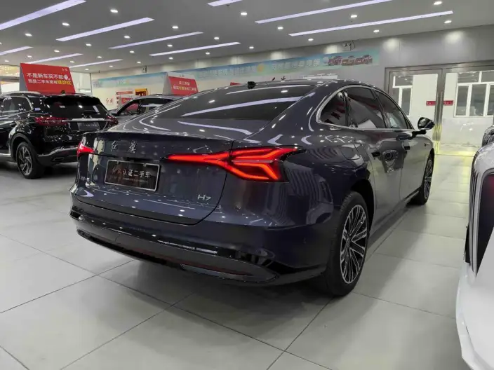 Hongqi H7 PHEV 2026 Model 240 Smart Hybrid Edition – фото 6
