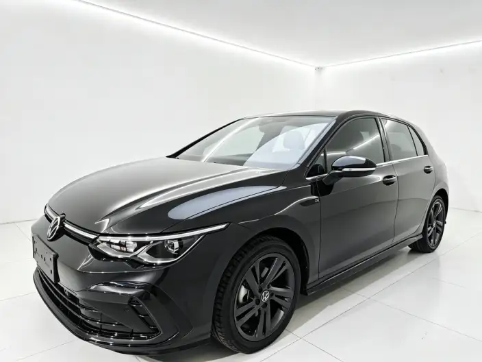Volkswagen Golf 2021 Model 280TSI DSG R-Line – фото 1