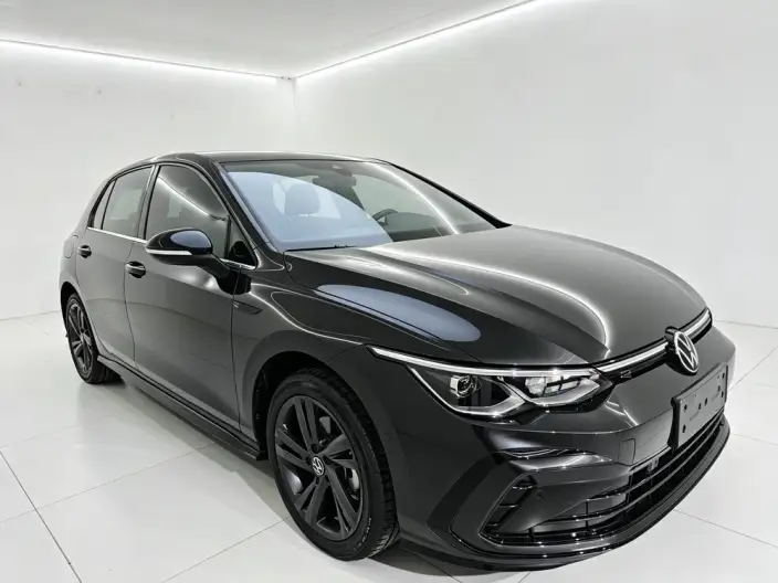 Volkswagen Golf 2021 Model 280TSI DSG R-Line – фото 3
