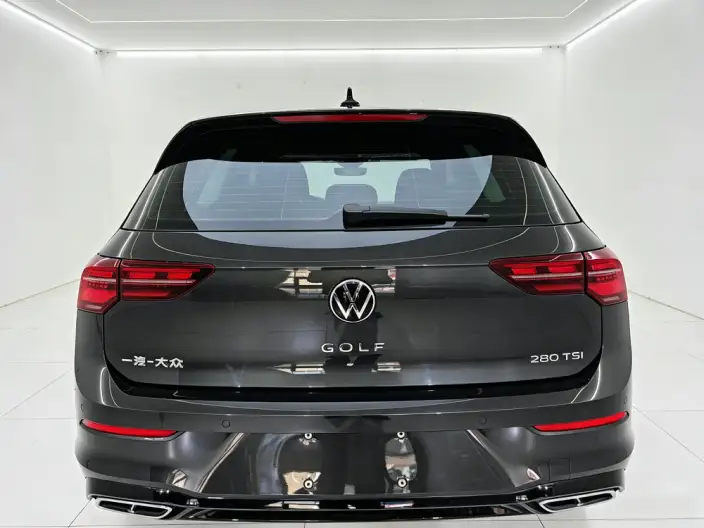 Volkswagen Golf 2021 Model 280TSI DSG R-Line – фото 6