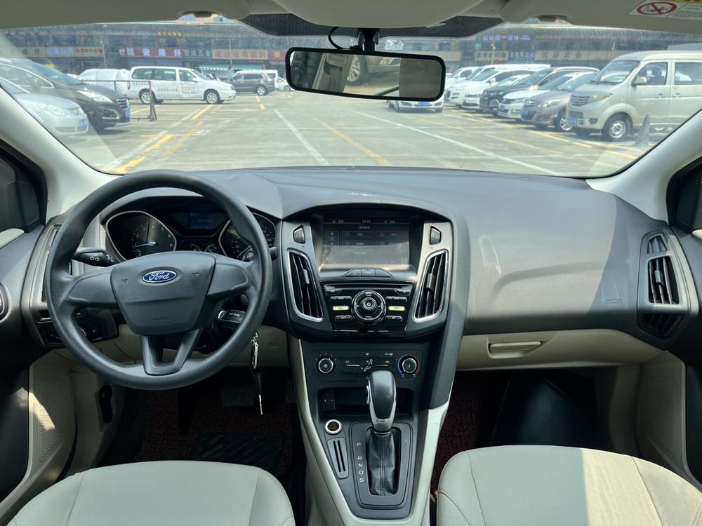 Ford Focus 2015 модификация Тройная литиевая батарея кузов 1.6L автоматическое Comfort – фото 8