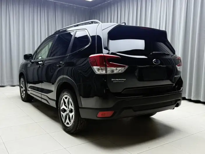 Subaru Forester 2022 Model 2.0i AWD Deluxe Edition EyeSight – фото 4