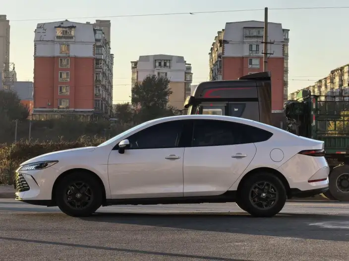 BYD Qin PLUS DM 2025 Model Smart Driving Edition DM-i 55KM Leading Model – фото 4