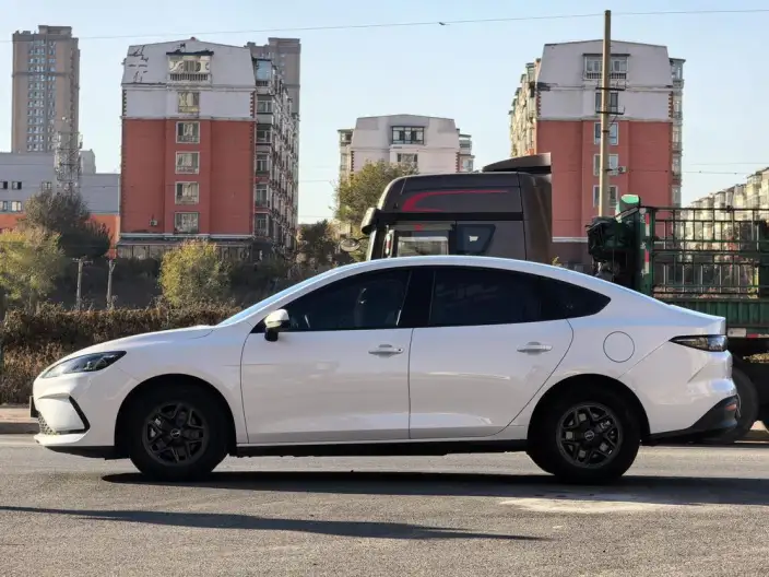 BYD Seal 05DM 2025 Model Smart Driving Edition DM-i 55KM Luxury Model – фото 4