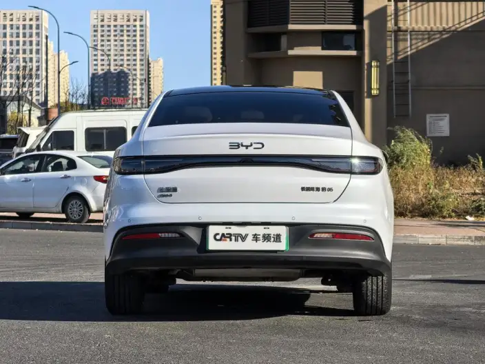 BYD Seal 05DM 2025 Model Smart Driving Edition DM-i 55KM Luxury Model – фото 6