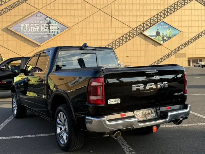 RAM Trucks 2024 Model 5.7L Automatic 4WD 5 seat Parallel Imported – фото 4