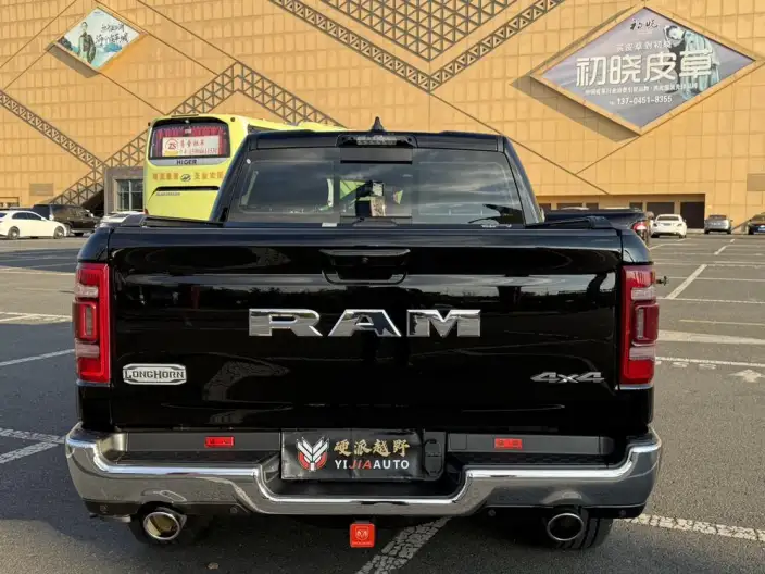RAM Trucks 2024 Model 5.7L Automatic 4WD 5 seat Parallel Imported – фото 5