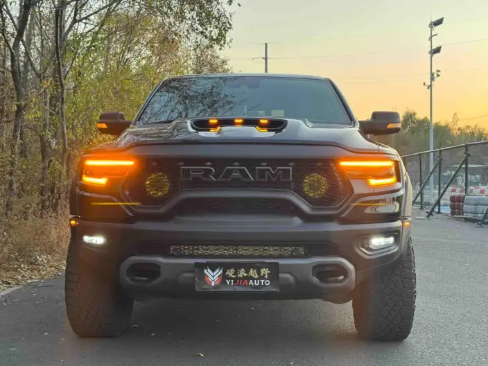 RAM Trucks 2023 Model 6.2T Automatic 4WD 5 seat Parallel Imported