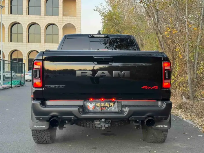 RAM Trucks 2023 Model 6.2T Automatic 4WD 5 seat Parallel Imported – фото 5
