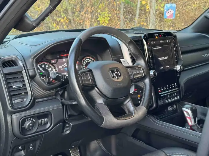 RAM Trucks 2023 Model 6.2T Automatic 4WD 5 seat Parallel Imported – фото 8