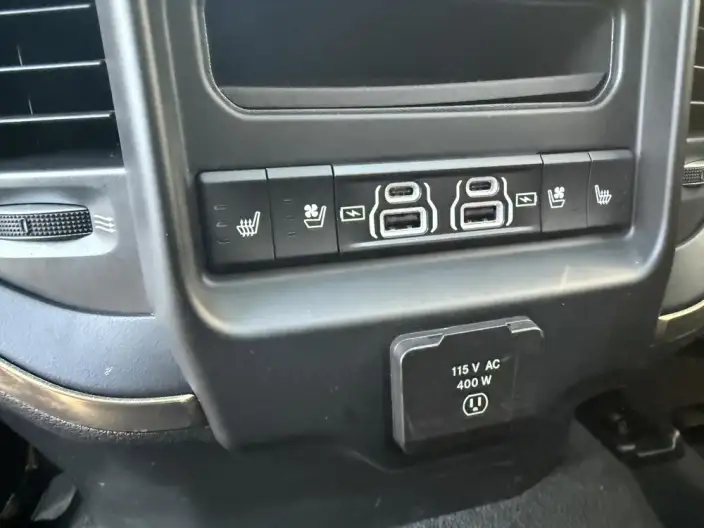 RAM Trucks 2022 Model 5.7L Automatic 4WD 5 seat Parallel Imported – фото 7