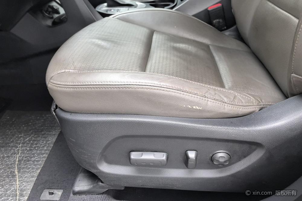 Grand Santa Fe 2013 модификация 3.3L 7 seat 4WD Deluxe Edition – фото 18