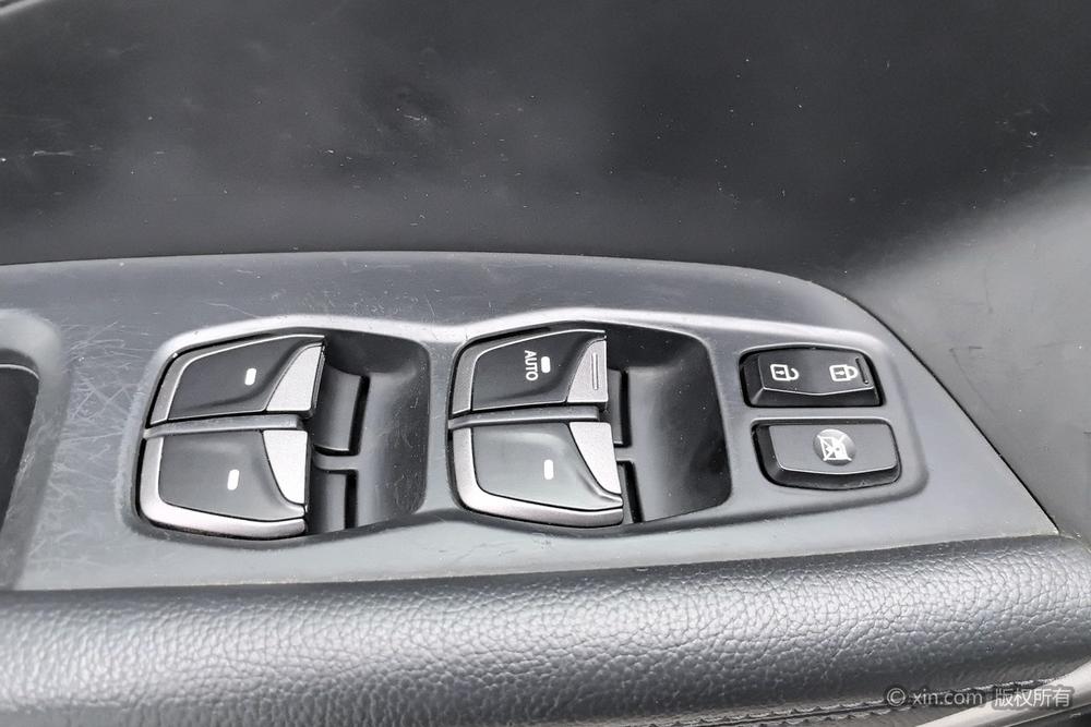 Grand Santa Fe 2013 модификация 3.3L 7 seat 4WD Deluxe Edition – фото 22